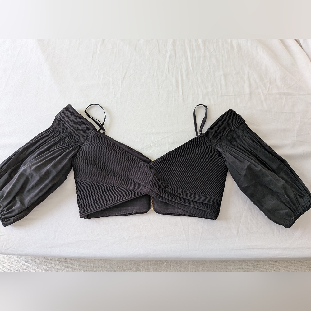 Zimmerman Black Cropped Top. Preloved